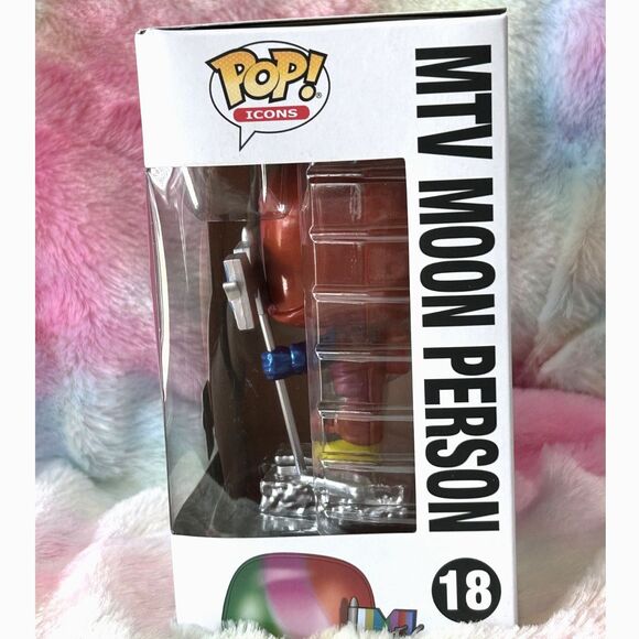 Funko Pop Icons Vinyl Figure #18 - MTV Moon Person - Picture 2 of 5